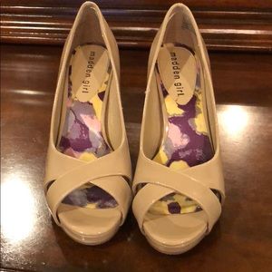 Patent Nude Platform Pumps